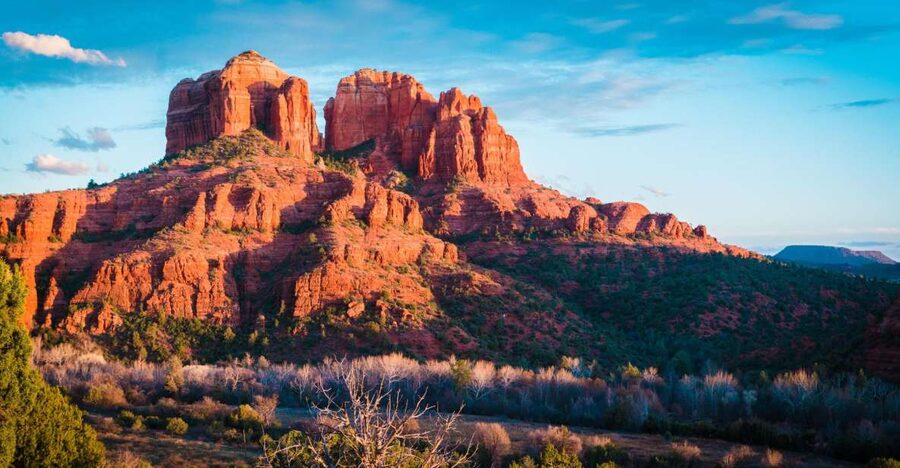 From Phoenix: Sedona, Jerome & Montezuma Castle Day Trip - Montezuma Castle and the Sinagua cliff dwellings