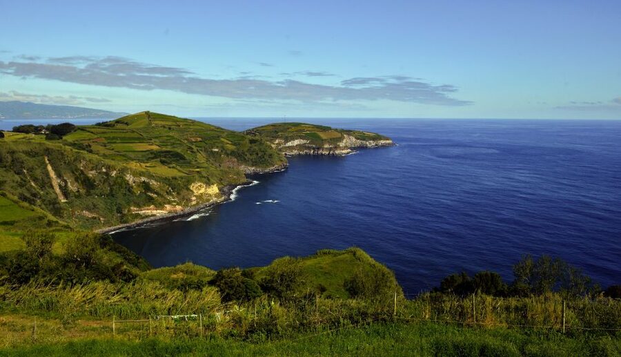 From Ponta Delgada: Lagoa do Fogo & Hot Springs Day Trip - Gorreana Tea Factory and terraced fields