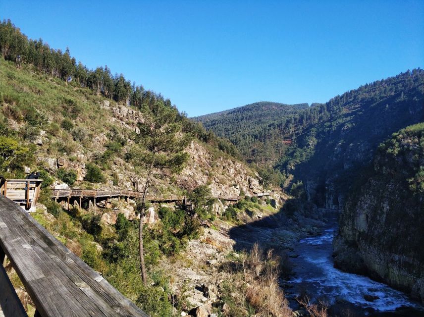 From Porto: Arouca 516 and Paiva Walkways Guided Day Trip - Walking the Paiva Walkways for eight kilometers