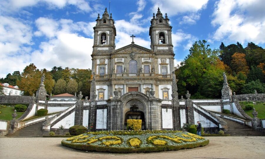 From Porto: Braga and Guimarães Full-Day Trip with Lunch - Weather, closures, and realistic expectations