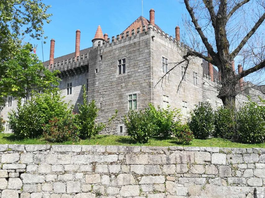From Porto: Braga and Guimarães Small Group Tour with Lunch - Should you book the Braga and Guimarães day trip?