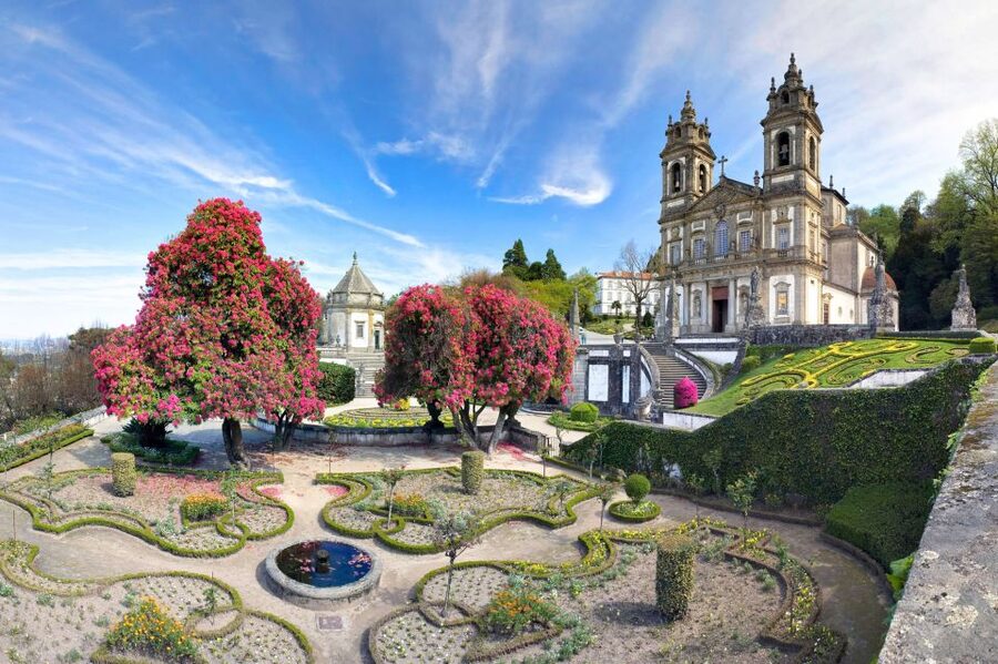 From Porto: Wonders of Braga & Guimaraes Private Day Trip - Bom Jesus and Sameiro above Braga