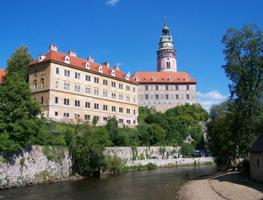 From Prague: Full-Day Trip to Česky Krumlov - Free time for lunch, photographs, and handmade goods