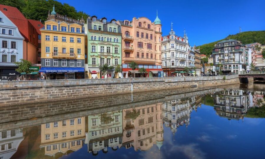 From Prague: Karlovy Vary Guided Day Trip - Key points to know