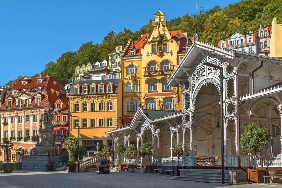 From Prague: One day trip to Karlovy Vary - Learning how to drink the hot springs
