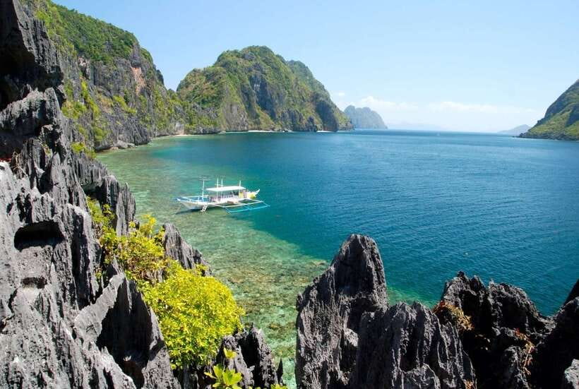 From Puerto Princesa: Day Trip to El Nido and Island Hopping - Lunch is simple, filling, and not designed around special diets