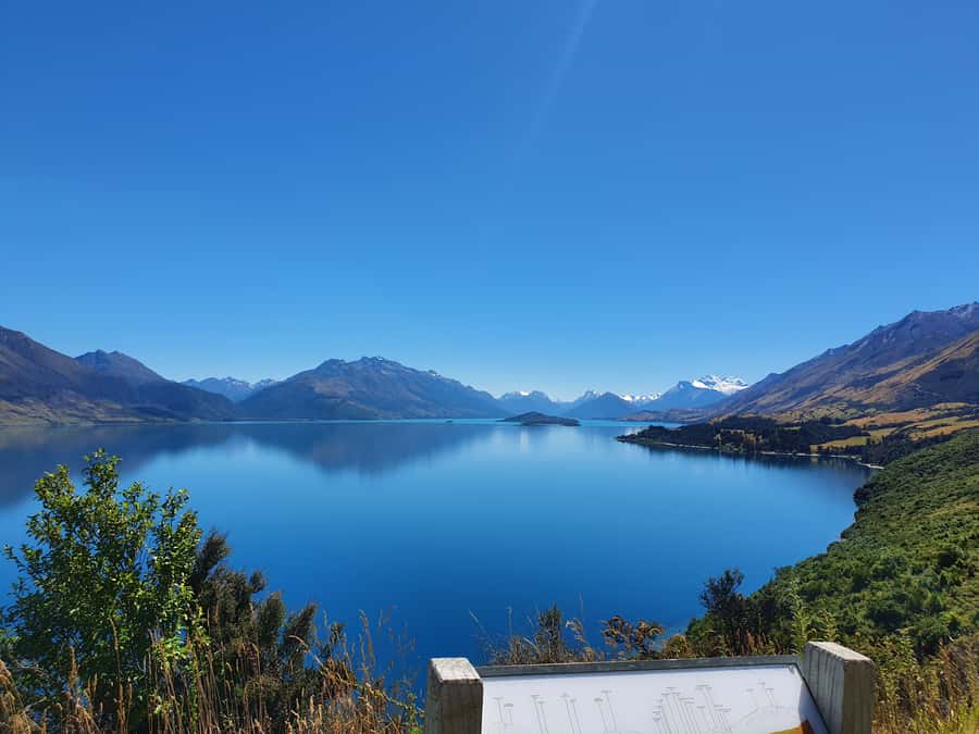 From Queenstown: Half Day Trip to Glenorchy by Coach - How to use your 1.5 hours in Glenorchy