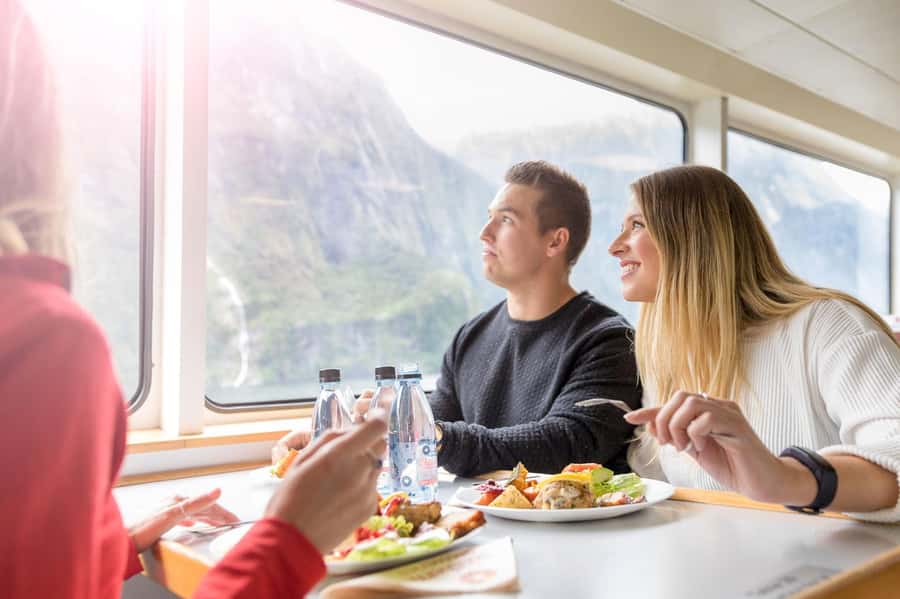 From Queenstown: Milford Sound Day Trip on Premium Coach - Eglinton Valley, Mirror Lakes, and Monkey Creek