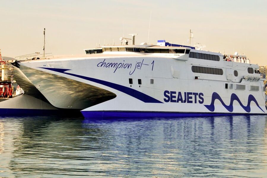 From Rethymno: Full-Day Trip to Santorini by Boat - Getting to Rethymno port before the ferry