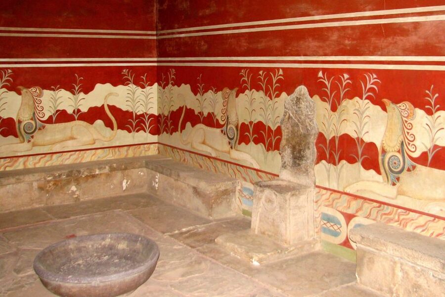 From Rethymno: Knossos Palace and Heraklion Guided Tour - How to divide your four hours