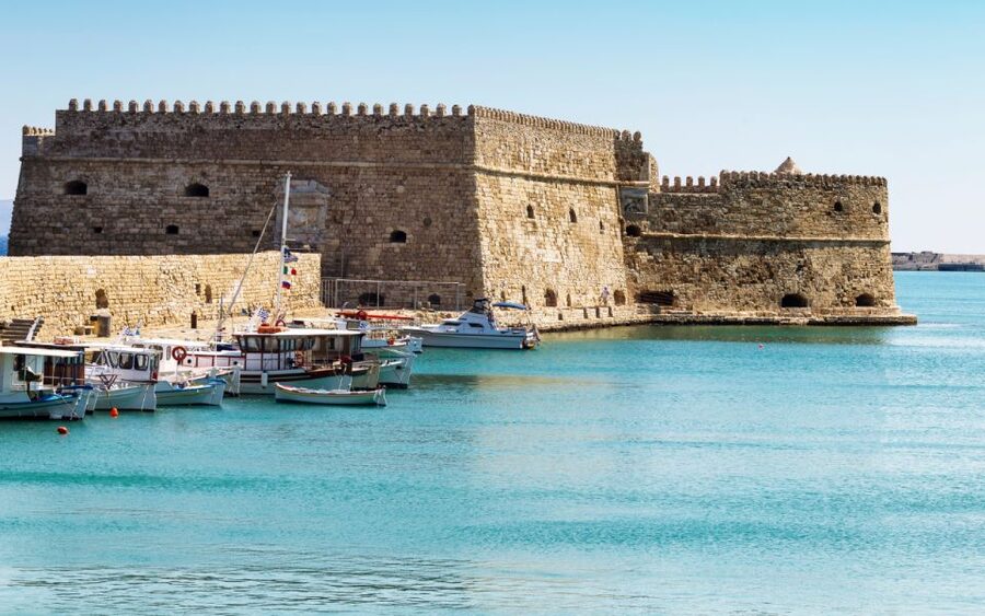 From Rethymnon: Day Trip to Knossos Palace & Heraklion City - Walking through Knossos without a site guide