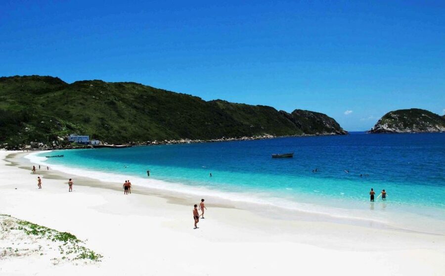 From Rio: Arraial do Cabo - The Brazilian Caribbean Daytrip - Praia do Farol and the protected beach setting