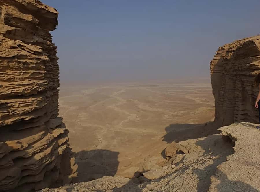From Riyadh: Tuwaiq Mountains and Najd Plateau Day Trip - What $120 buys you