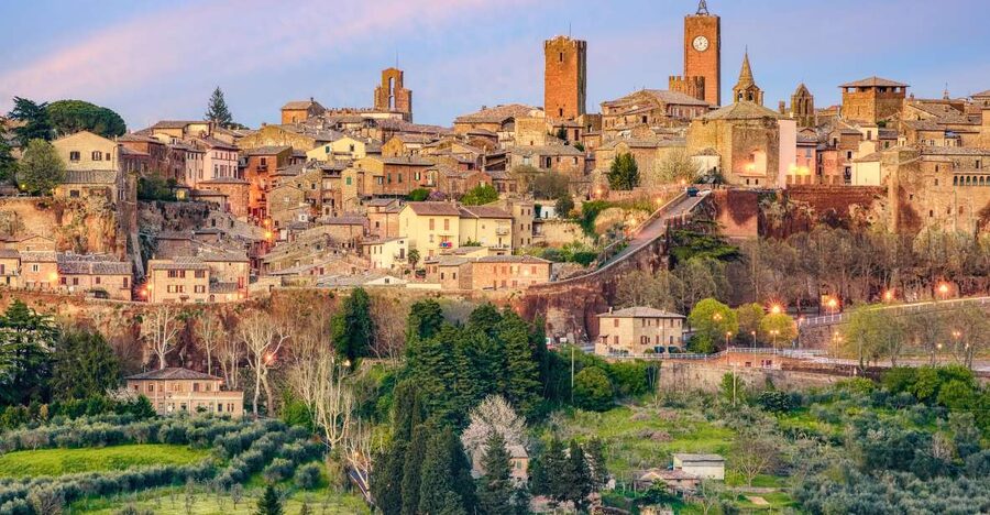 From Rome: Bagnoregio & Orvieto Day Trip with Wines & Lunch - Orvieto after the vineyard