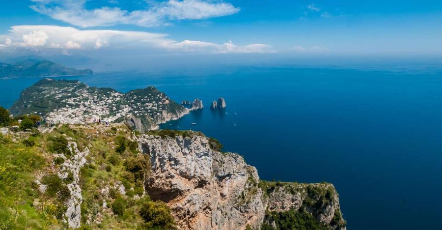 From Rome: Capri Guided Day Trip with Blue Grotto - The coach ride south from Rome