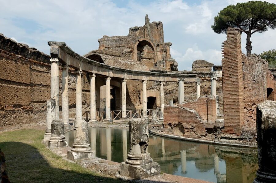 From Rome: Hadrian's Villa & Villa d'Este Day Trip & Lunch - Who should book this day trip?