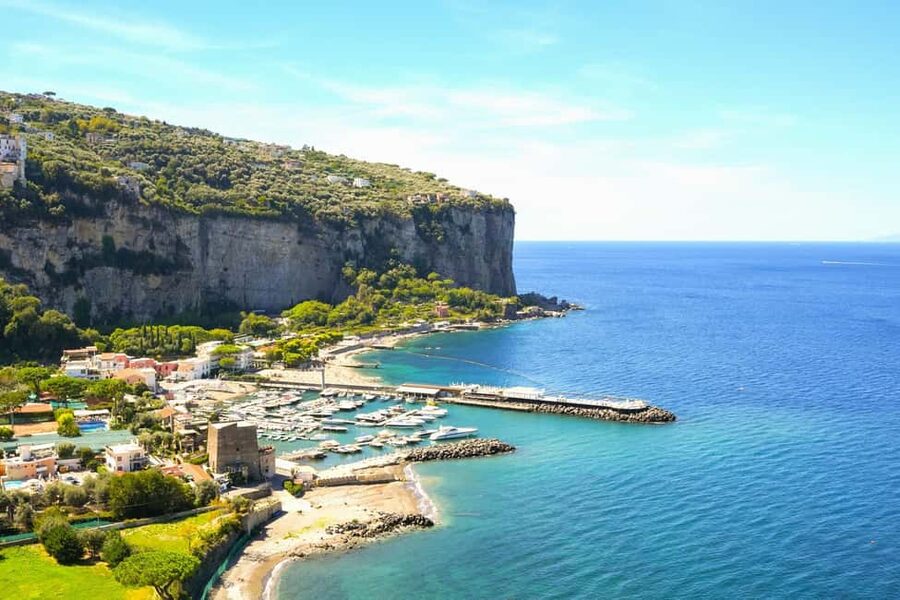 From Rome: Luxury Van Day Trip to Pompeii & Sorrento Lunch - Key points to know before booking