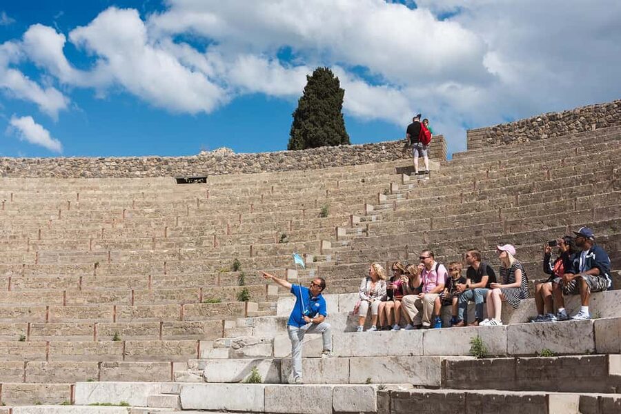 From Rome: Pompeii, Amalfi Coast, and Sorrento Day Trip - Lunch after the ruins