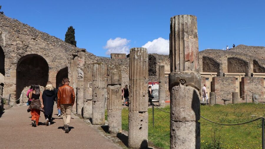 From Rome: Pompeii, Positano and Amalfi Coast Day Trip - Is the value worth the long day?