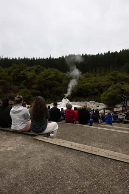 From Rotorua: Taupo Day Trip with Orakei Korako or Waiotapu - Huka Falls: a short, powerful Taupo stop