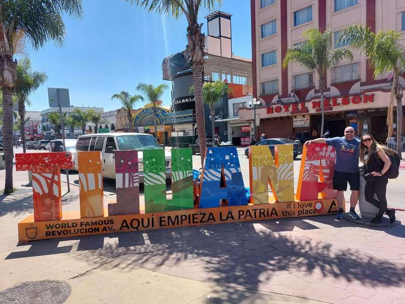 From San Diego: Tijuana Guided Day Trip with Lunch - Avenida Revolución and the first city walk