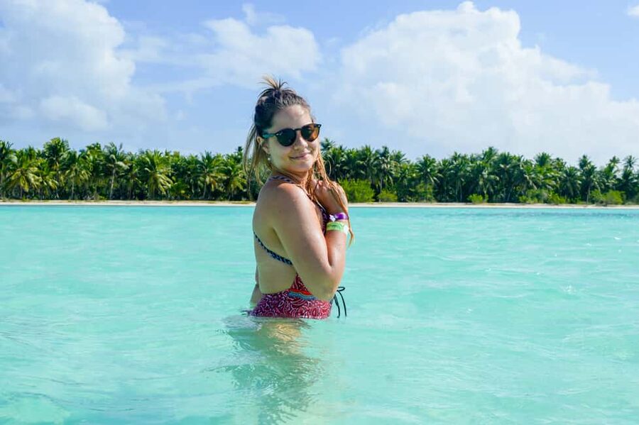From Santo Domingo: Saona Island Day Trip w/ Lunch & Drinks - Leaving Bayahibe by speedboat