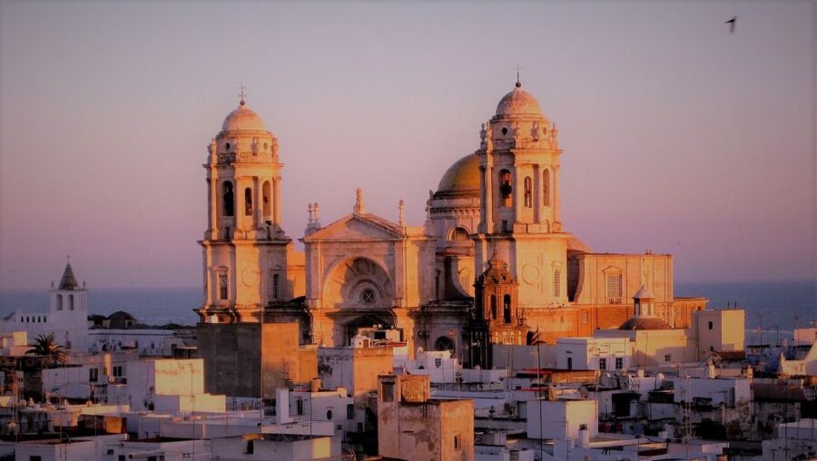 From Seville: Cadiz and Jerez de la Frontera Day Trip - Why pair Jerez with Cádiz?