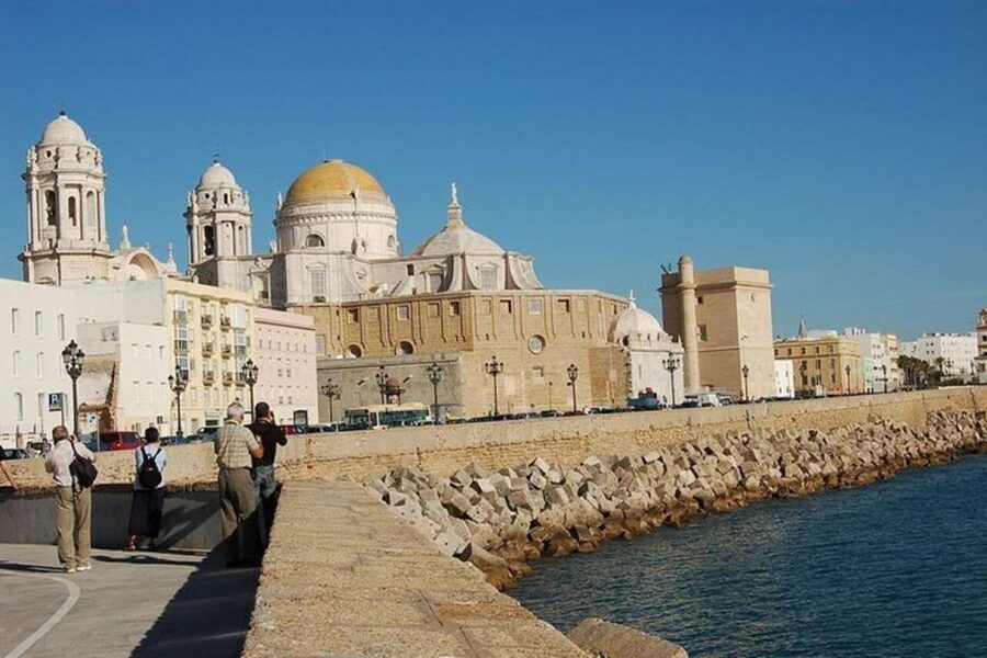 From Seville: Jerez and Cadiz Day Trip - Who will enjoy this day trip most