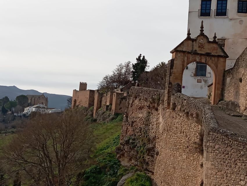 From Seville: Ronda+Setenil de las Bodegas Day Trip - Why this Seville day trip works