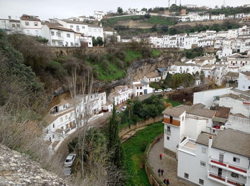 From Seville: Ronda+Setenil de las Bodegas Day Trip - Four hours to eat and explore