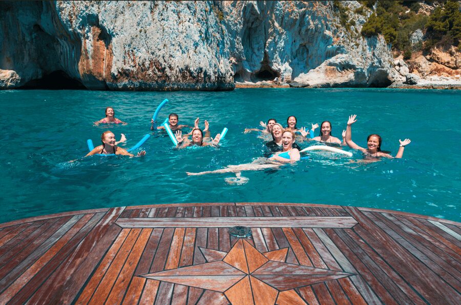 From Sorrento: Capri Island Boat Day Trip With Transfer - A boat-first way to see Capri