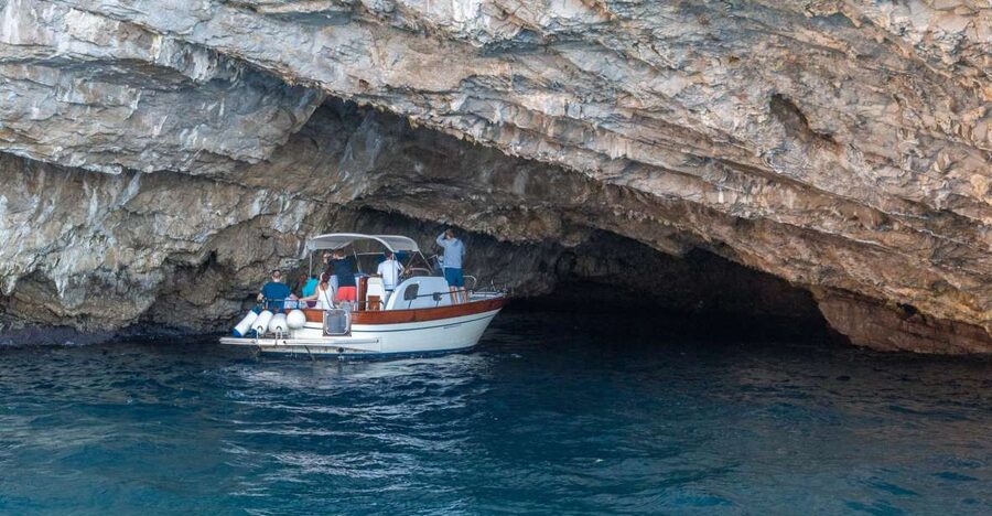 From Sorrento: Capri Island Day Trip with Boat Cruise - What really happens with the Blue Grotto