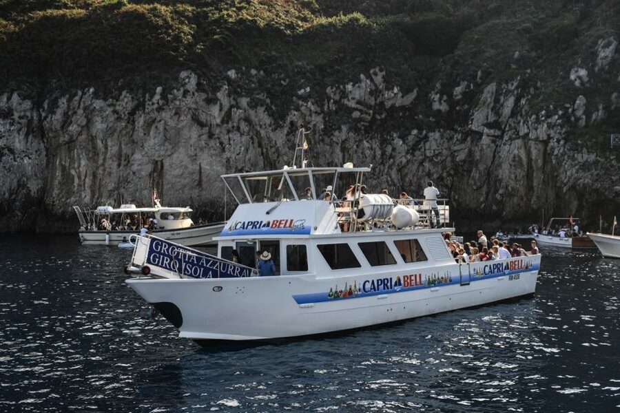 From Sorrento: Day Trip to Capri with Blue Grotto - What the guides add to the day