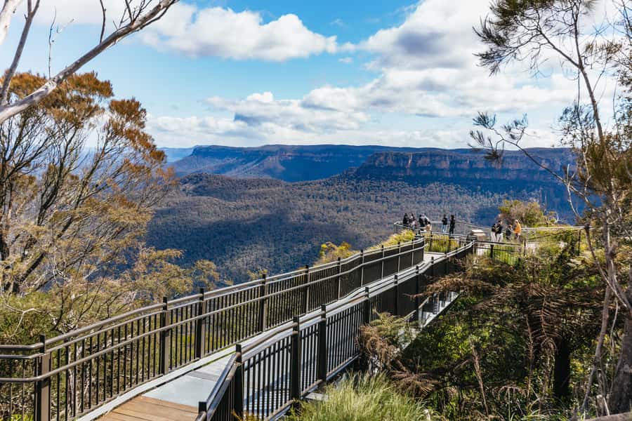 From Sydney: Blue Mountains Full-Day Trip - Early pickup and the long road west