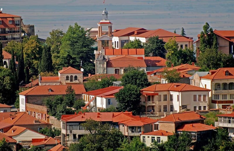 From Tbilisi: Bodbe, Sighnaghi and Telavi Day Trip - Manavi and Badiauri: the food begins early