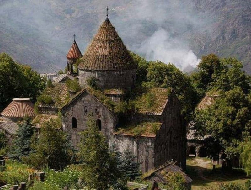 From Tbilisi to Armenia: Akhtala, Haghpat & Sanahin Day-Trip - Akhtala, a fortress church with unusual frescoes