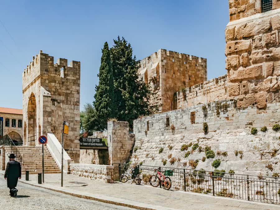 From Tel Aviv: Jerusalem and Bethlehem Guided Day Trip - Via Dolorosa and the Church of the Holy Sepulchre