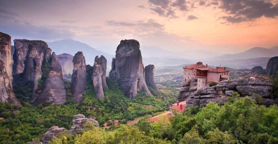 From Thessaloniki: Private Day Trip to Meteora with Transfer - Why Meteora works as a long day from Thessaloniki