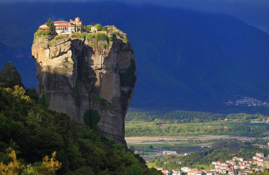 From Thessaloniki: Private Day Trip to Meteora with Transfer - Old Hermitages and the quieter side of Meteora