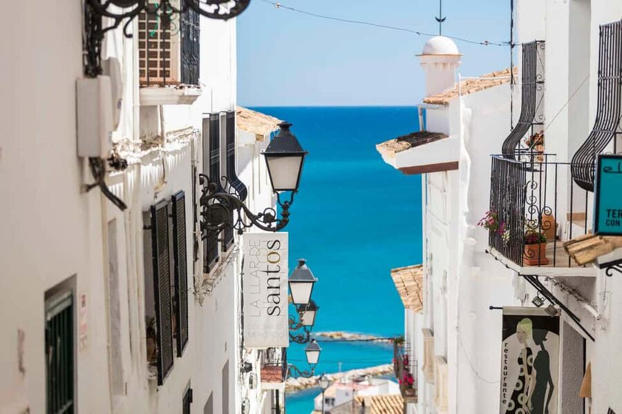 From Valencia: Guadalest, Altea & Algar Waterfalls Day Trip - Should you book this Valencia day trip?