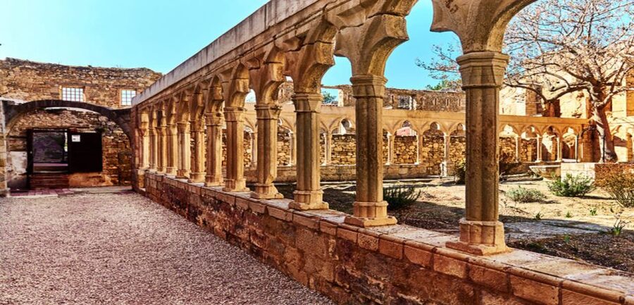 From Valencia: Morella & Peñíscola Day Trip Transfer + Lunch - Lunch and free time in Morella