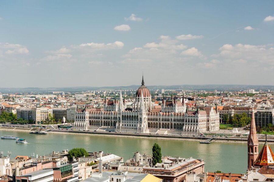 From Vienna: Guided Day Trip to Budapest - The walking tour adds the details a bus cannot