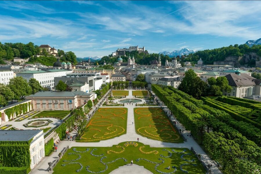 From Vienna: Salzburg and Alpine Lakes Full-Day Trip - Key points before you book