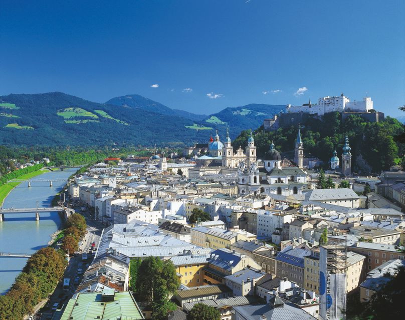 From Vienna: Salzburg and Alpine Lakes Full-Day Trip - The early start and meeting point