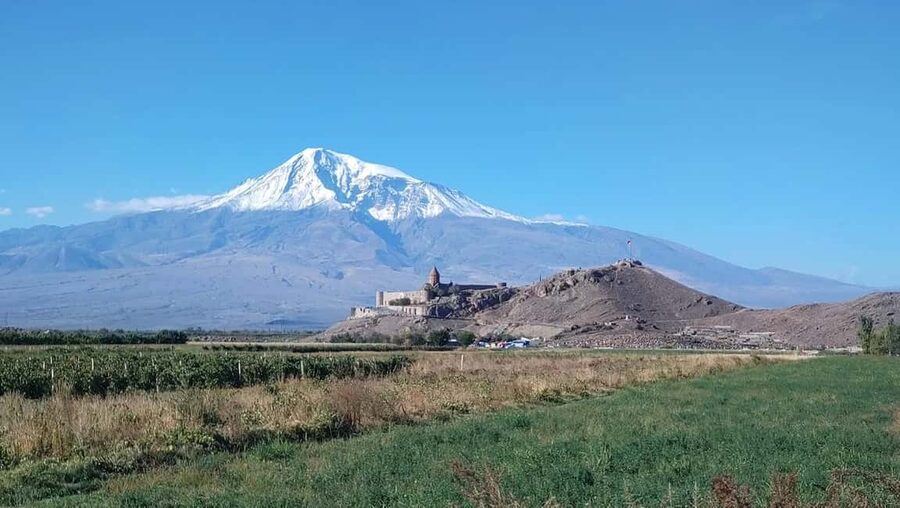 From Yerevan: 6 Most Instagramable Armenian Sights Day Trip - Charents Arch and the best mountain view