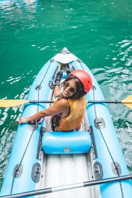 From Zagreb: Mrežnica kayaking & Rastoke village - day trip - A ten-minute transfer to the Mrežnica launch point