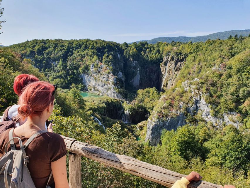 From Zagreb: Plitvice & Rastoke Guided Day Trip with Ticket - Walking the Lower and Upper Lakes