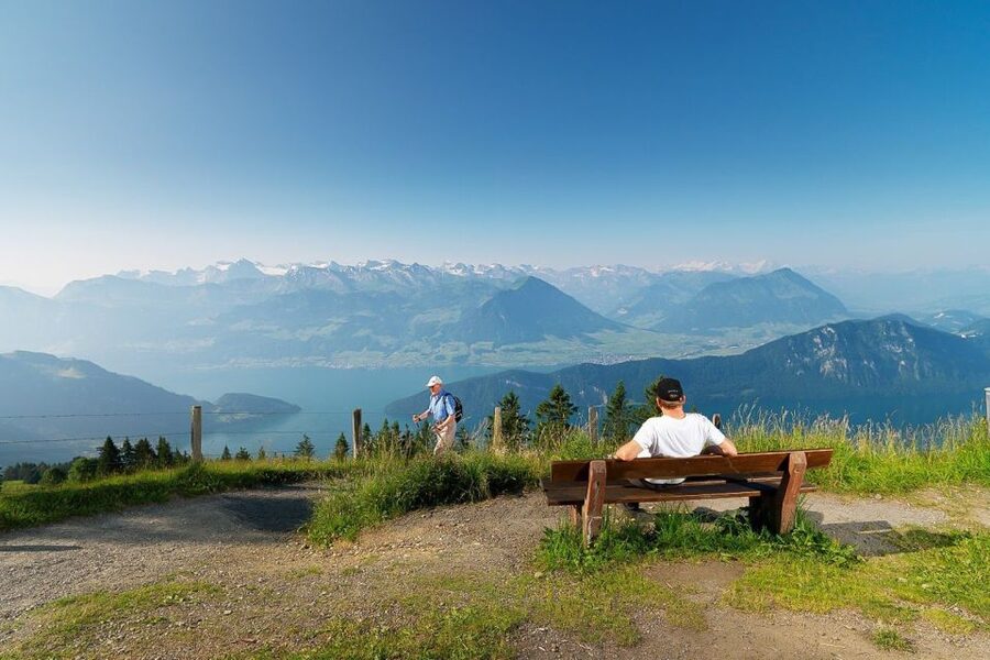 From Zurich: Day Trip to Rigi and Lake Lucerne - From Zurich HB to Weggis by comfortable coach