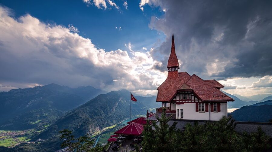 From Zurich: Interlaken Day Trip and Harder Kulm Viewpoint - Interlaken sits between two famous lakes