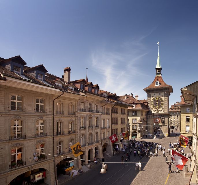 From Zurich/Lucerne: Berne Capital and Countryside Day-Trip - Bern Old Town, from the Münster to the Zytglogge
